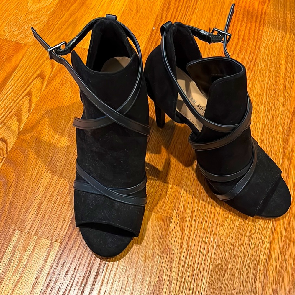 Black open toe heels